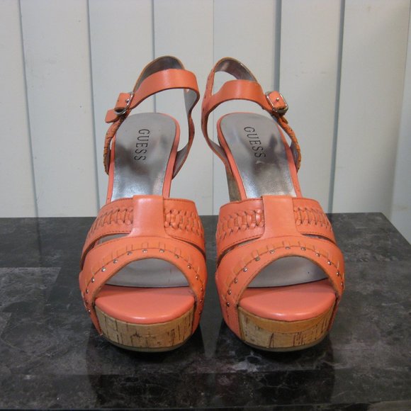 NWOT Guess coral pink studded cork wedge sandals 7 - Picture 4 of 8